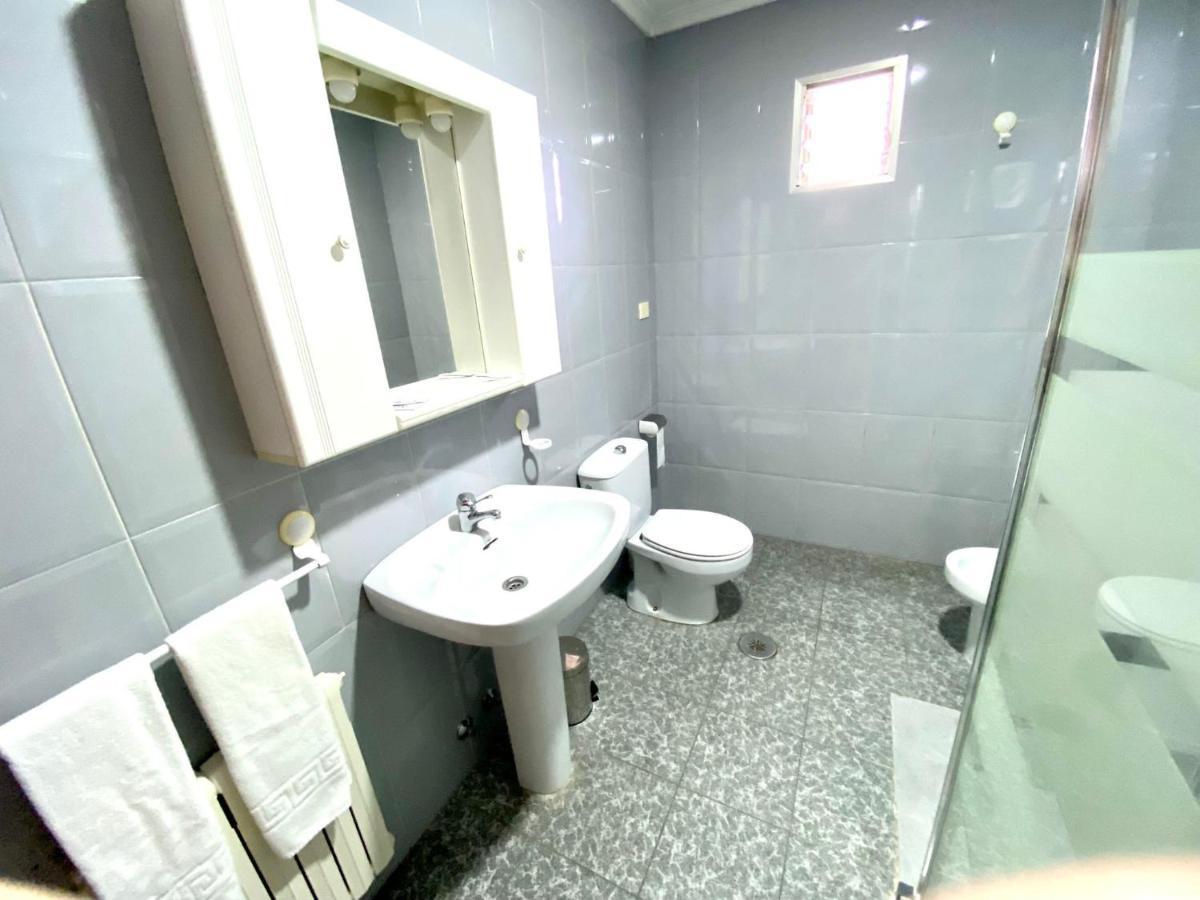 Garden Lodge Hostal Evencio ريبادافيا المظهر الخارجي الصورة