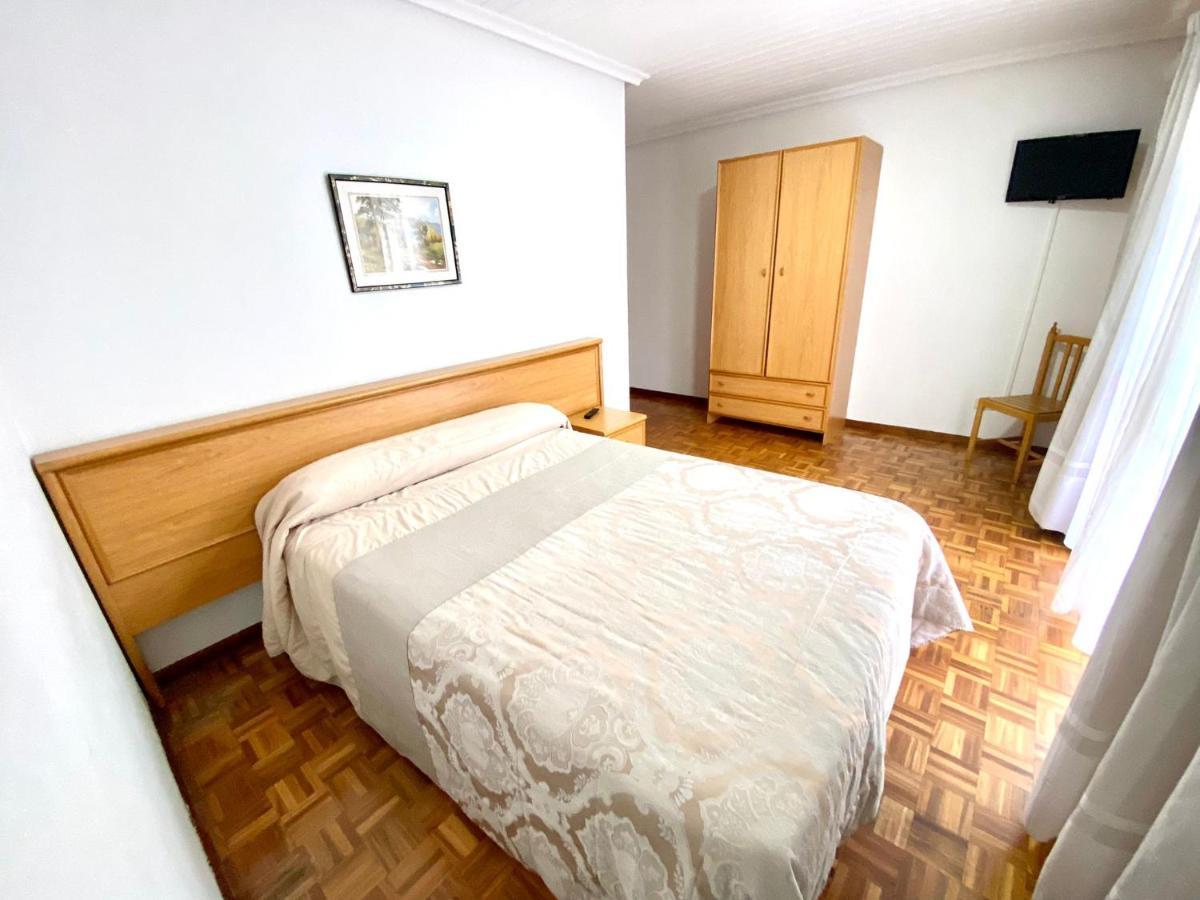 Garden Lodge Hostal Evencio ريبادافيا المظهر الخارجي الصورة